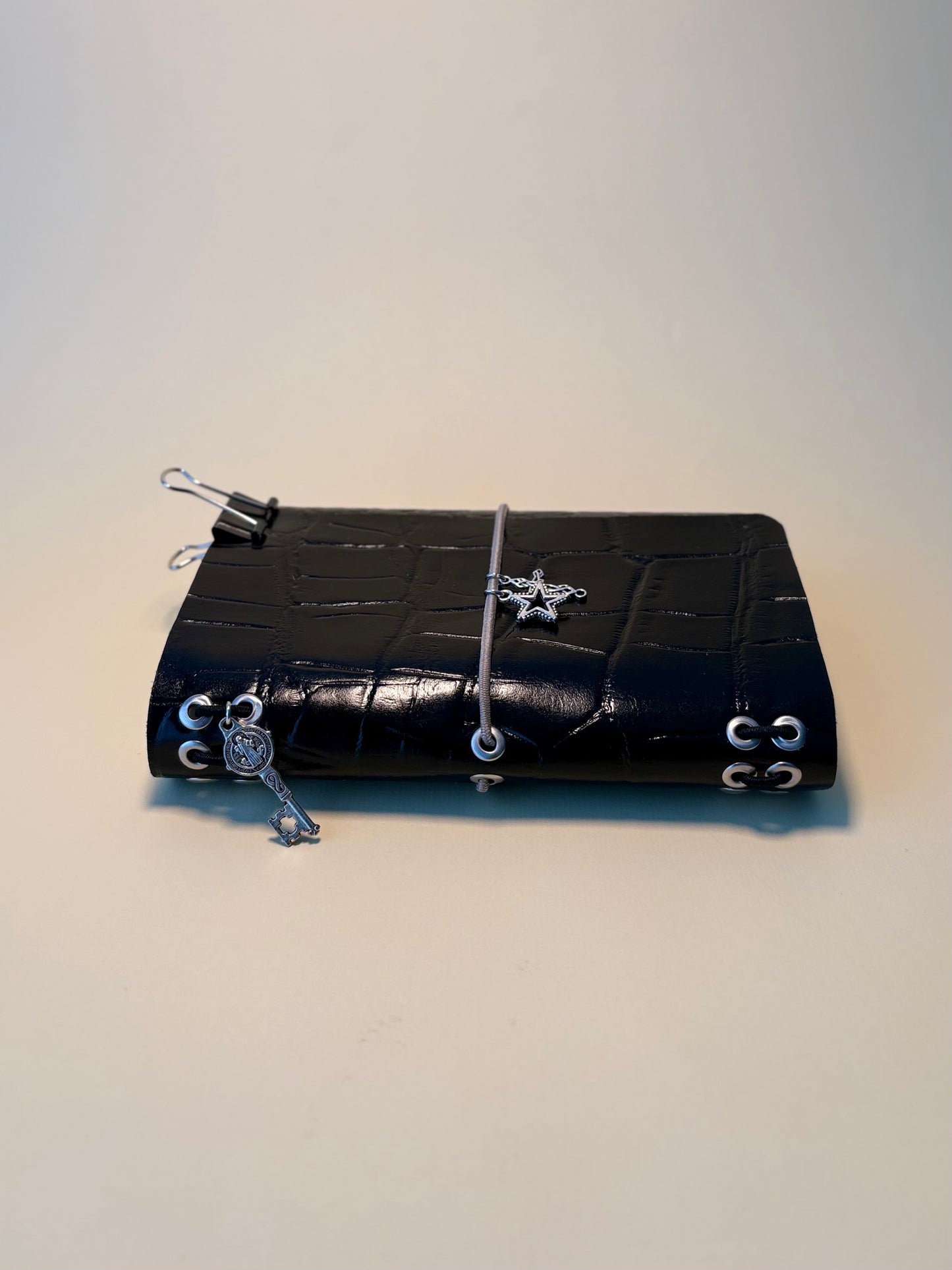 ELEONOR CROCO NEGRO A6