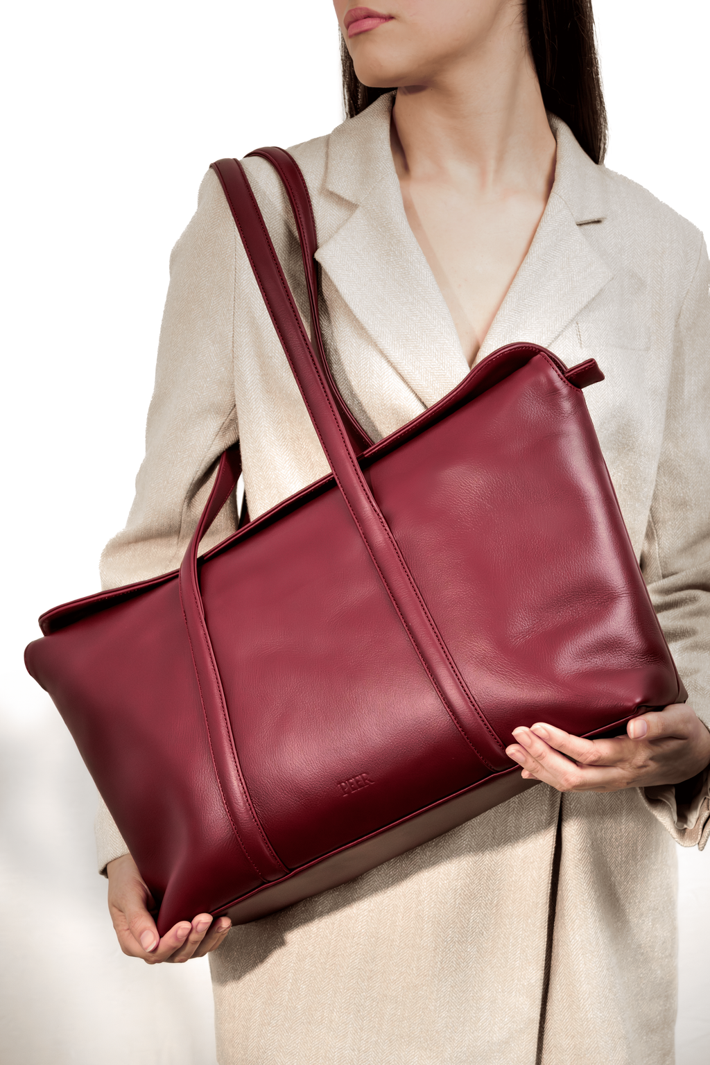 PEER CARTERA SADE VINO MODELO FRONTAL