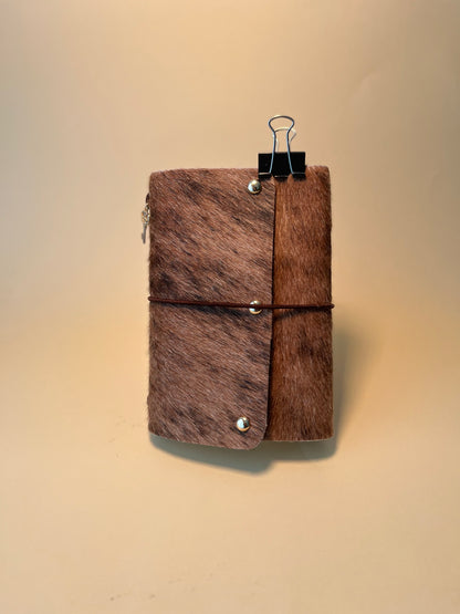 ELEONOR PONY HAIR A6