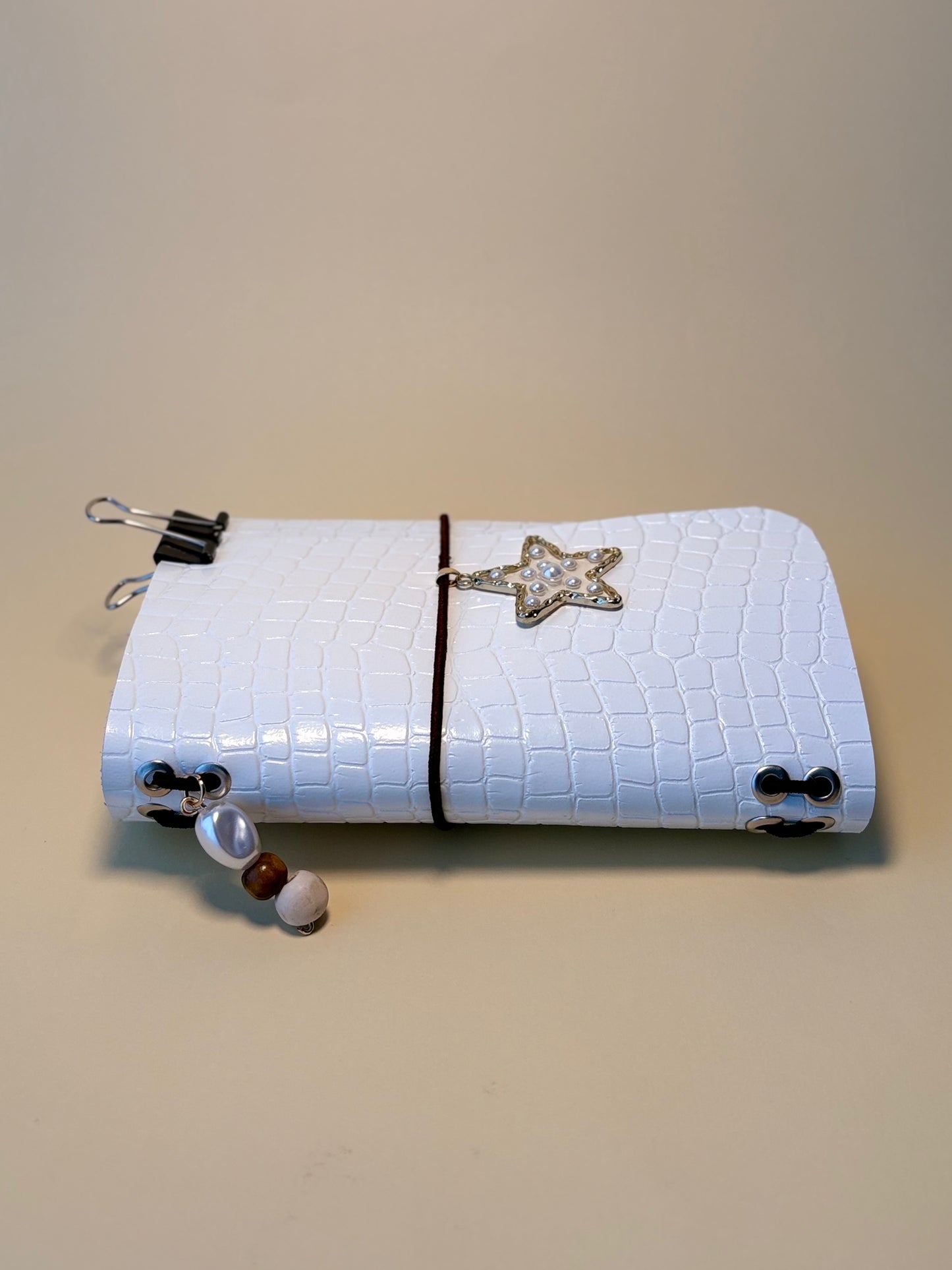 ELEONOR CROCO BLANCO A6