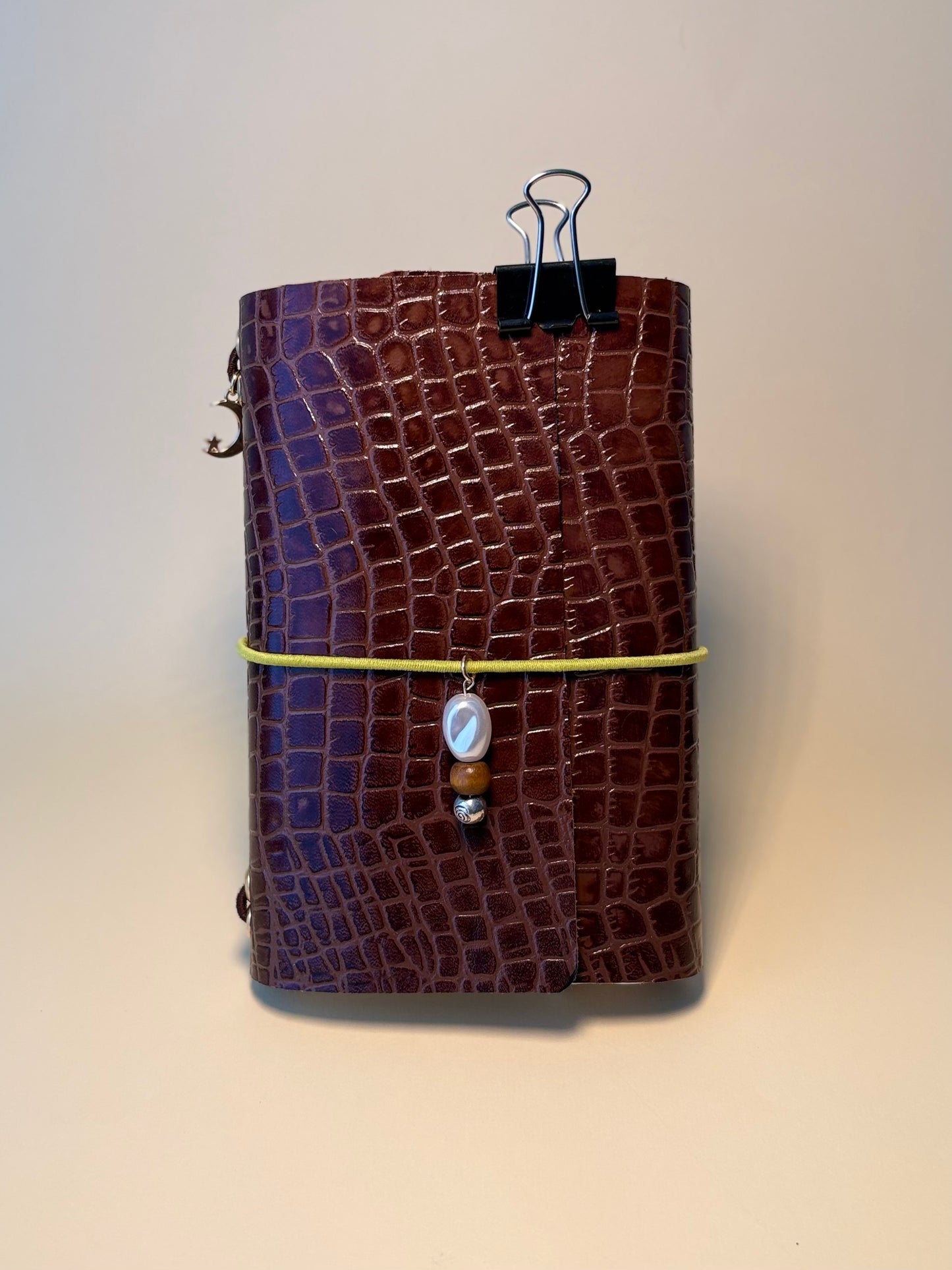 ELEONOR CROCO VINO A6